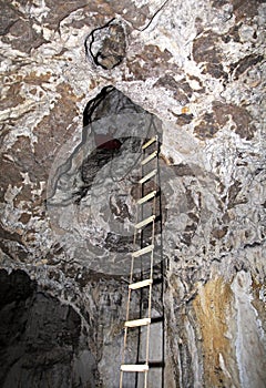 Stanišovská jaskyňa, Slovensko