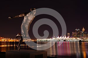 Stanley Park Runner Statue