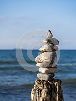 Staple of stones on a groyne