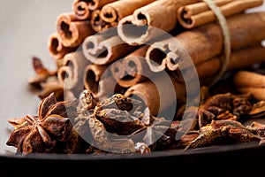 Star aniseed and cinnamon sticks