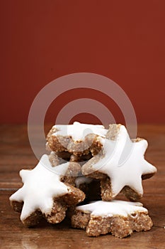 Star-shaped cinnamon biscuit