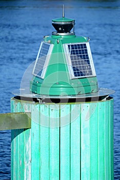 Starboard green port entry light powered with solar cells