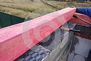 Start of construction and construction of the roof of a new house