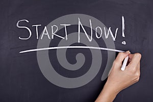 Start Now / Motivational Business Phrase Note