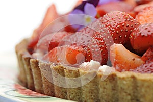 Starwberry tart close-up