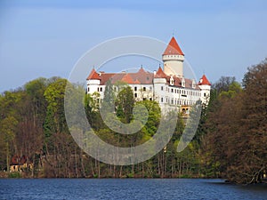 State castle Konopiste in spring