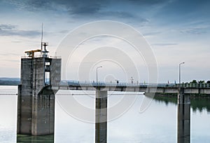 Station draining of the reservoir