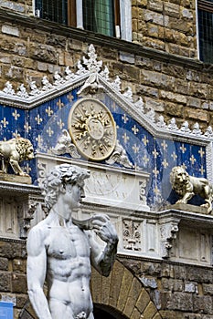 Statua del David and Palazzo Vecchio in Florence photo