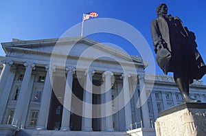 Statue of Alexander Hamilton in front of the United States Department of Treasury, Washington, D.C.