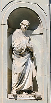 Statue of Andrea Cesalpino in Uffizi Colonnade