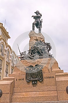 Statue of Antonio JosÃ© de Sucre