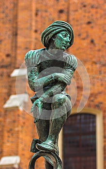 Statue bronze-green patina photo