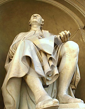 Statue of Brunelleschi,Dome of Florence, Italy photo