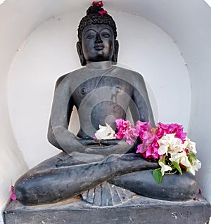 Statue of Buddha photo