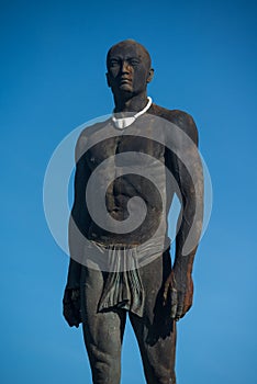 Statue of Chief Quipuha, HagÃ¥tÃ±a, Guam