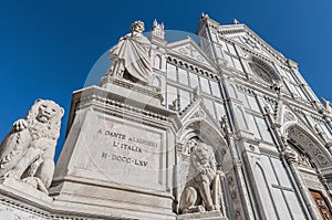 Statue of Dante Alighieri in Florence, Italy