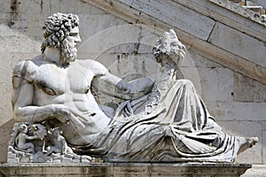 Statue del Tevere in Rome, Italy
