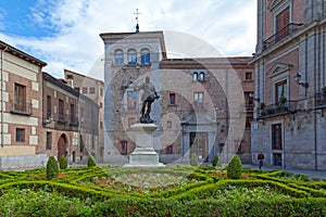 Statue of Don Alvaro de Bazan in Madrid