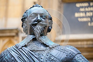 Statue of Earl of Pembroke. Oxford, UK