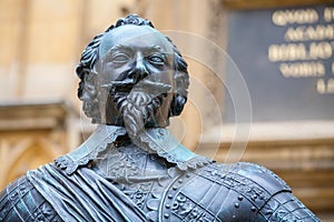 Statue of Earl of Pembroke. Oxford, UK photo