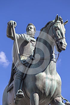 Statue of Ferdinando I de Medici