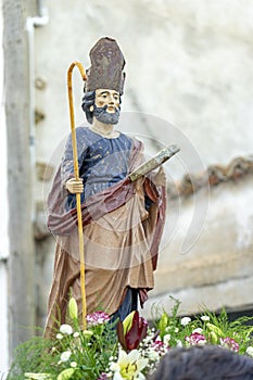 statue of the figure of Saint Peter parading on top of a litter in Malpica do Tejo