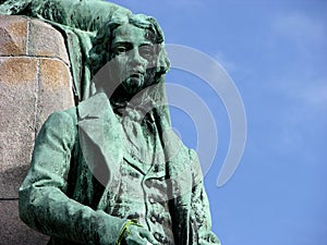 Estatua de Francia en plaza de la ciudad en Eslovenia 