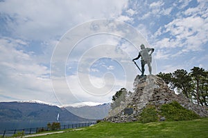 Statue of Fridtjof by Max Unger, erected in 1913 in Vangsnes photo