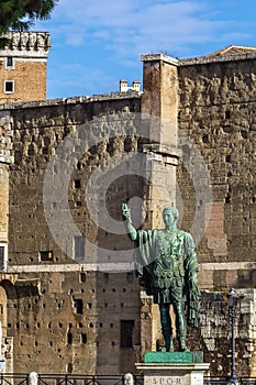 Statue of Gaius Julius Caesar, Rome