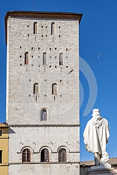 Statue of Garibaldi with the Palazzo dei Priori in the background, Todi, Perugia, Italy