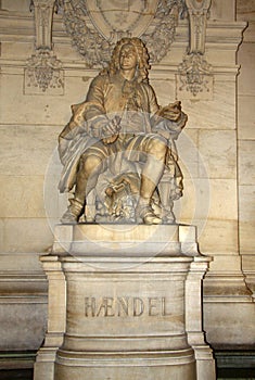 Statue of George Frideric Handel inside of Opera National de Paris