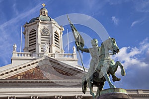 Statue of Godfrey of Bouillon
