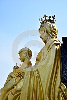 Statue gold Our Lady of Grace Virgin Mary with Child Jesus