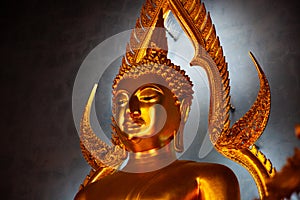 statue of a golden Buddha