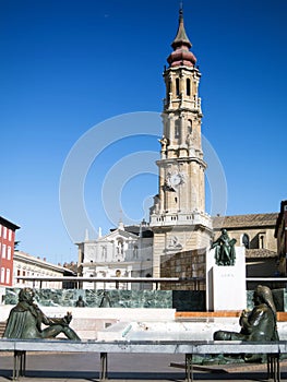 Statue of Goya in Zaragoza photo