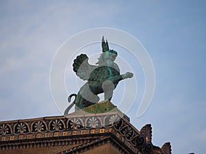 Statue of a griffin in the roof of the Museum of Art in Philadelphia.