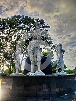 statue of a hero, a sign that Indonesia once fought colonialism