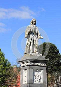 Statue of Isaac Watts in West Park, Southampton