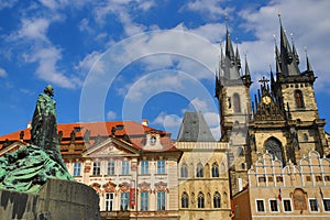 Statue Jan Hus, Galerie, Old Towen Square, Prague, Czech Republic photo