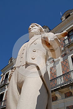 Statue of Jean Robert-Houdin