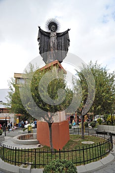 A statue of Jesus in the city of La Paz
