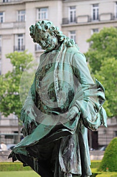 Statue of Jules Hardouin Mansart photo