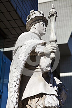 Statue of King Edward VI at St. Thomas's Hospital in London