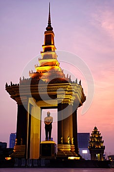 Statue of King Father Norodom Sihanouk photo