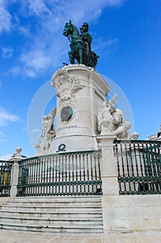 Statue of King Jose on the Commerce square Praca do Comercio i photo