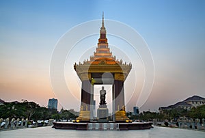 Statue of KingNorodom Sihanouk,Phnom Penh,Cambodia