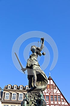 Statue of Lady Justice in front