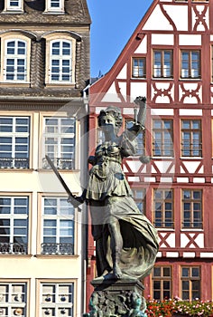 Statue of Lady Justice in front