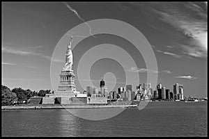 The statue of Liberty, Landmarks of New York City