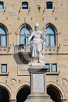 Statue of Liberty near the Palazzo Pubblicco in San Marino. The